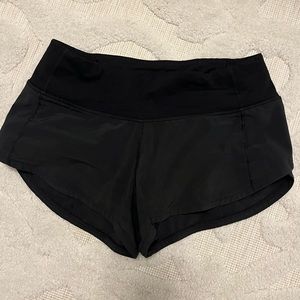 Lululemon Speed Up 2.5” Black size 0